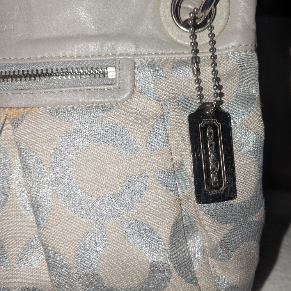 Coach Parker Silver Gray Op Art Gray Shoulder Bag . 13511 - Picture 7 of 15